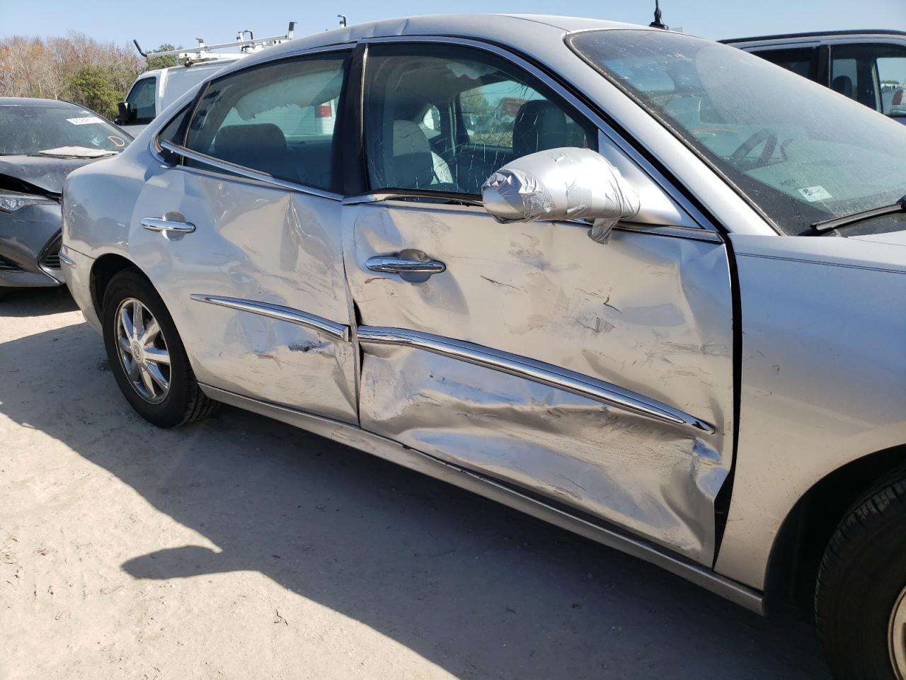 Photo 9 from auction – 2005 BUICK LACROSSE C with VIN 2G4WD562551214574