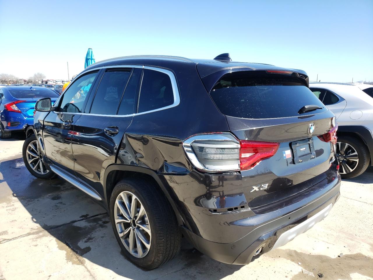 Photo 3 from auction – 2019 BMW X3 SDRIVE3 with VIN 5UXTR7C59KLA48375