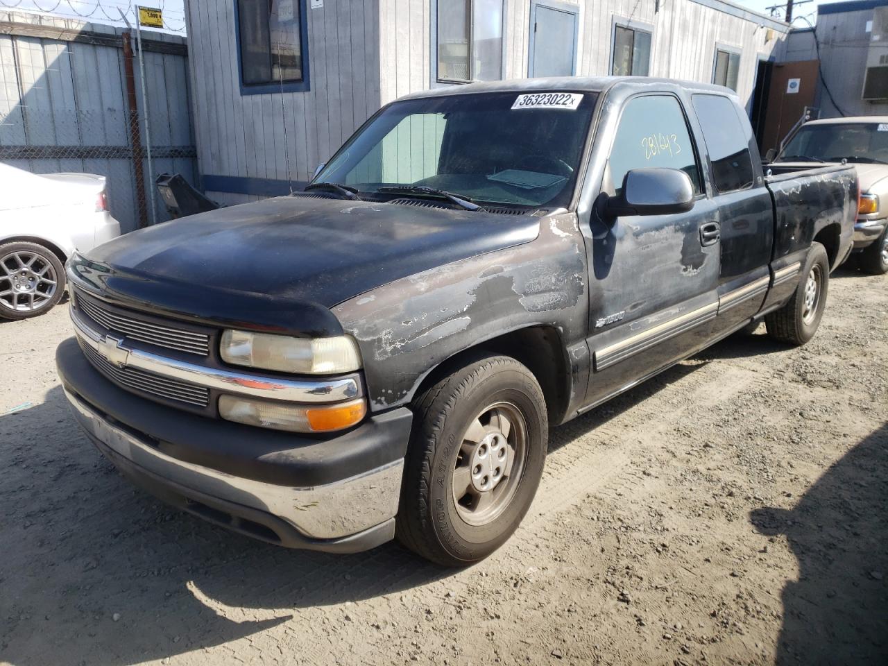 Photo 2 from auction – 1999 CHEVROLET SILVERADO with VIN 2GCEC19T7X1198705