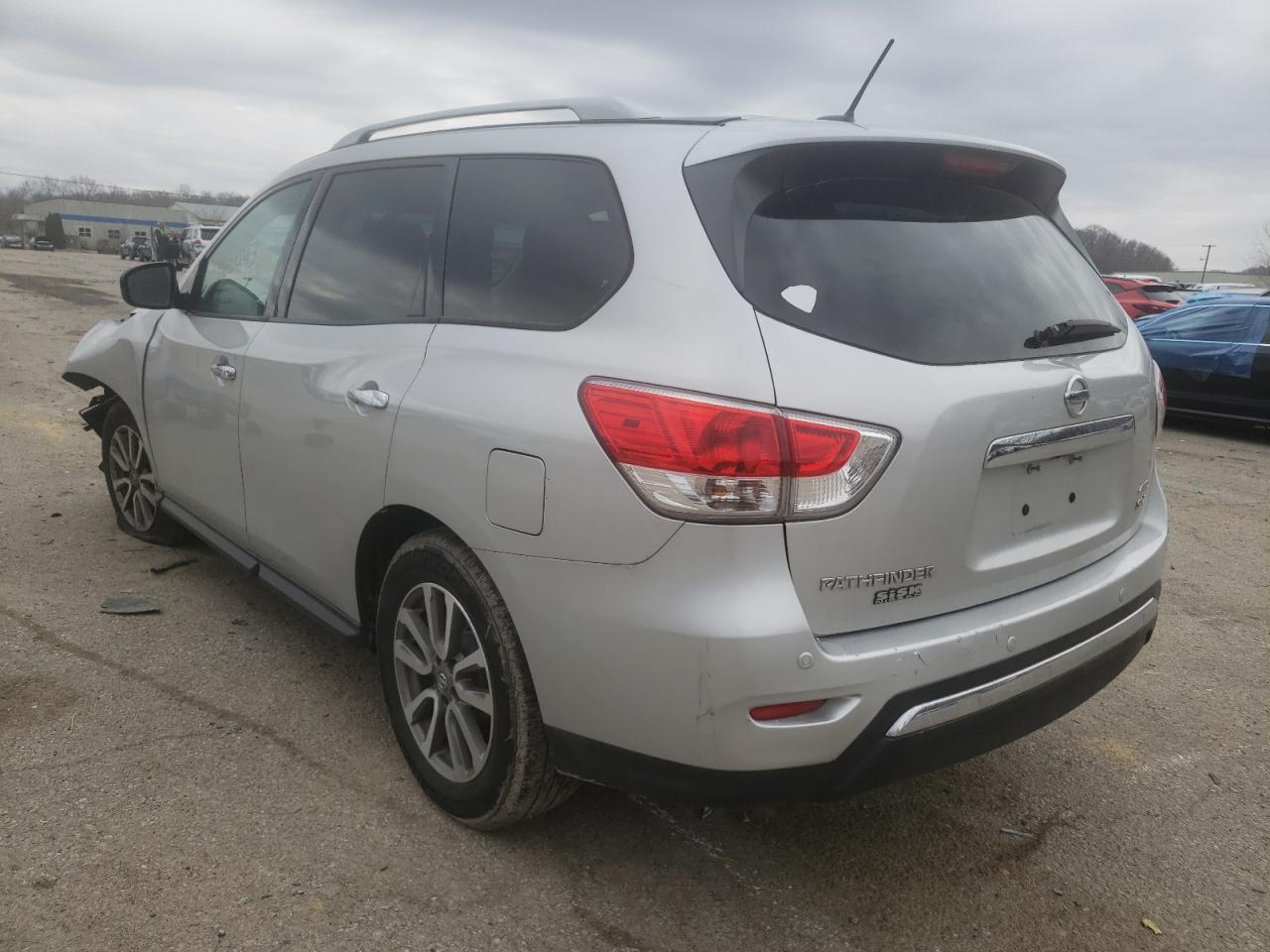 Photo 3 from auction – 2015 NISSAN PATHFINDER with VIN 5N1AR2MM3FC671121