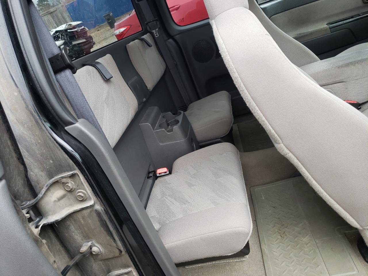 Photo 6 from auction – 2005 CHEVROLET COLORADO with VIN 1GCDS196258198128