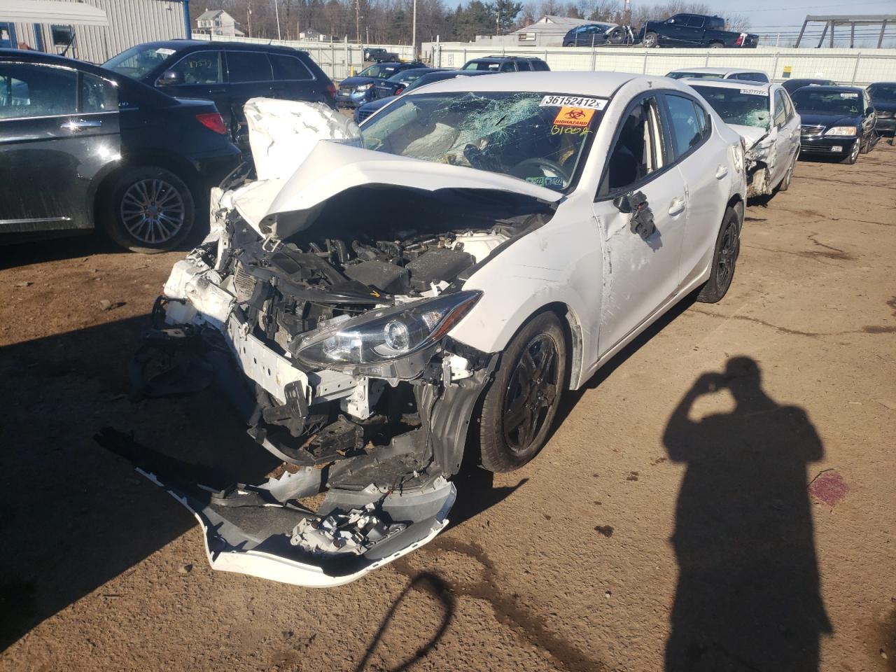 Photo 2 from auction – 2016 MAZDA 3 SPORT with VIN 3MZBM1T72GM314815