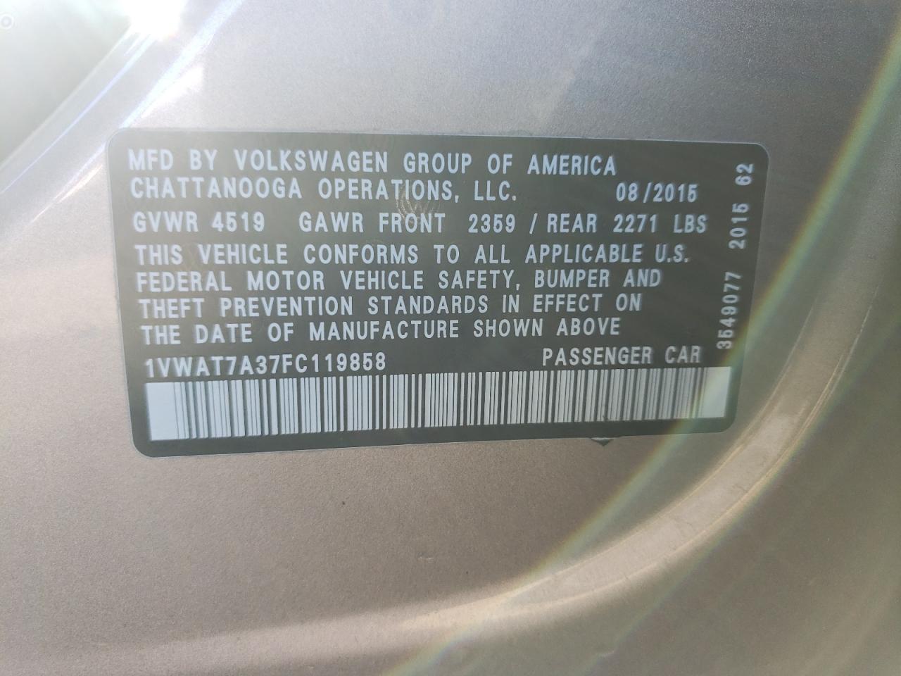 Photo 10 from auction – 2015 VOLKSWAGEN PASSAT S with VIN 1VWAT7A37FC119858