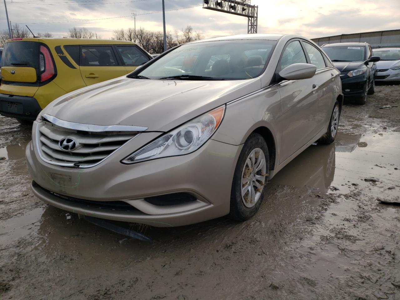 Photo 2 from auction – 2011 HYUNDAI SONATA GLS with VIN 5NPEB4AC2BH227938