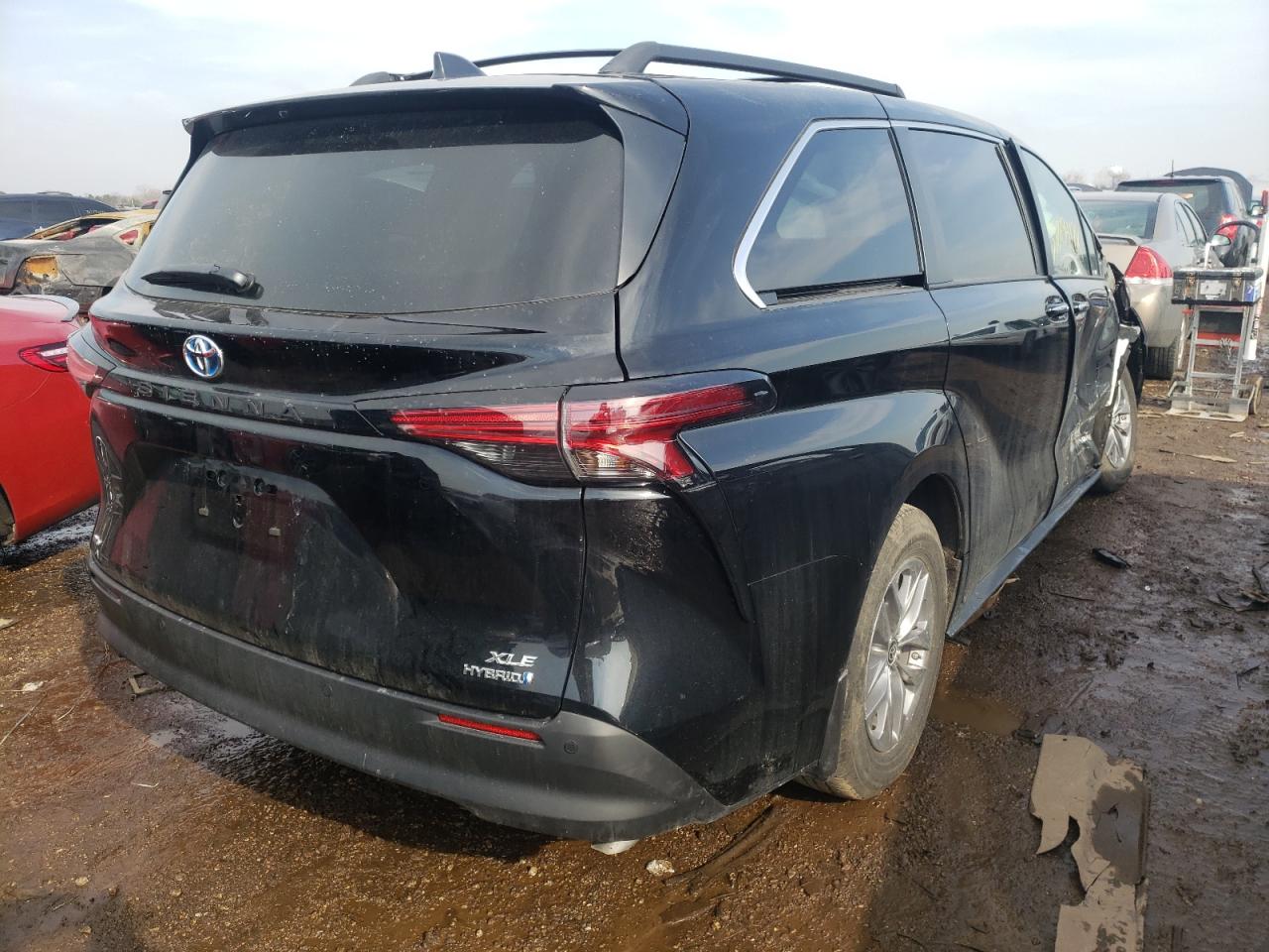 Photo 4 from auction – 2021 TOYOTA SIENNA XLE with VIN 5TDYSKFC0MS016499