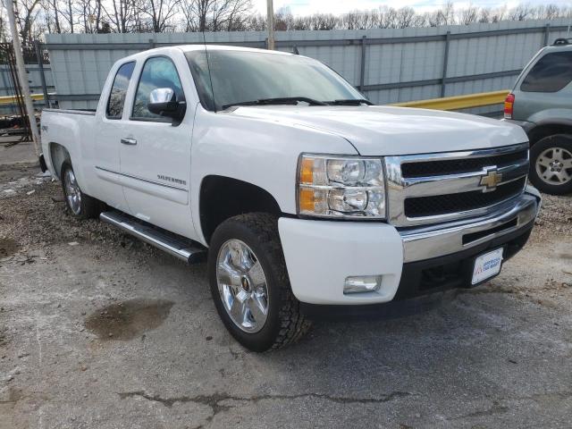 CHEVROLET SILVERADO 2011 with VIN 1GCRKSE31BZ439352 - Photo from auction