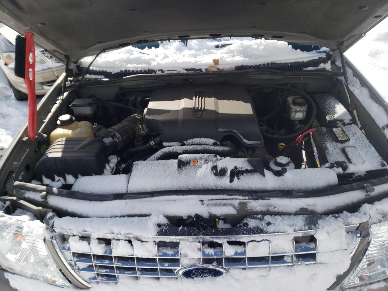 Photo 7 from auction – 2003 FORD EXPLORER L with VIN 1FMDU75W53UB53932
