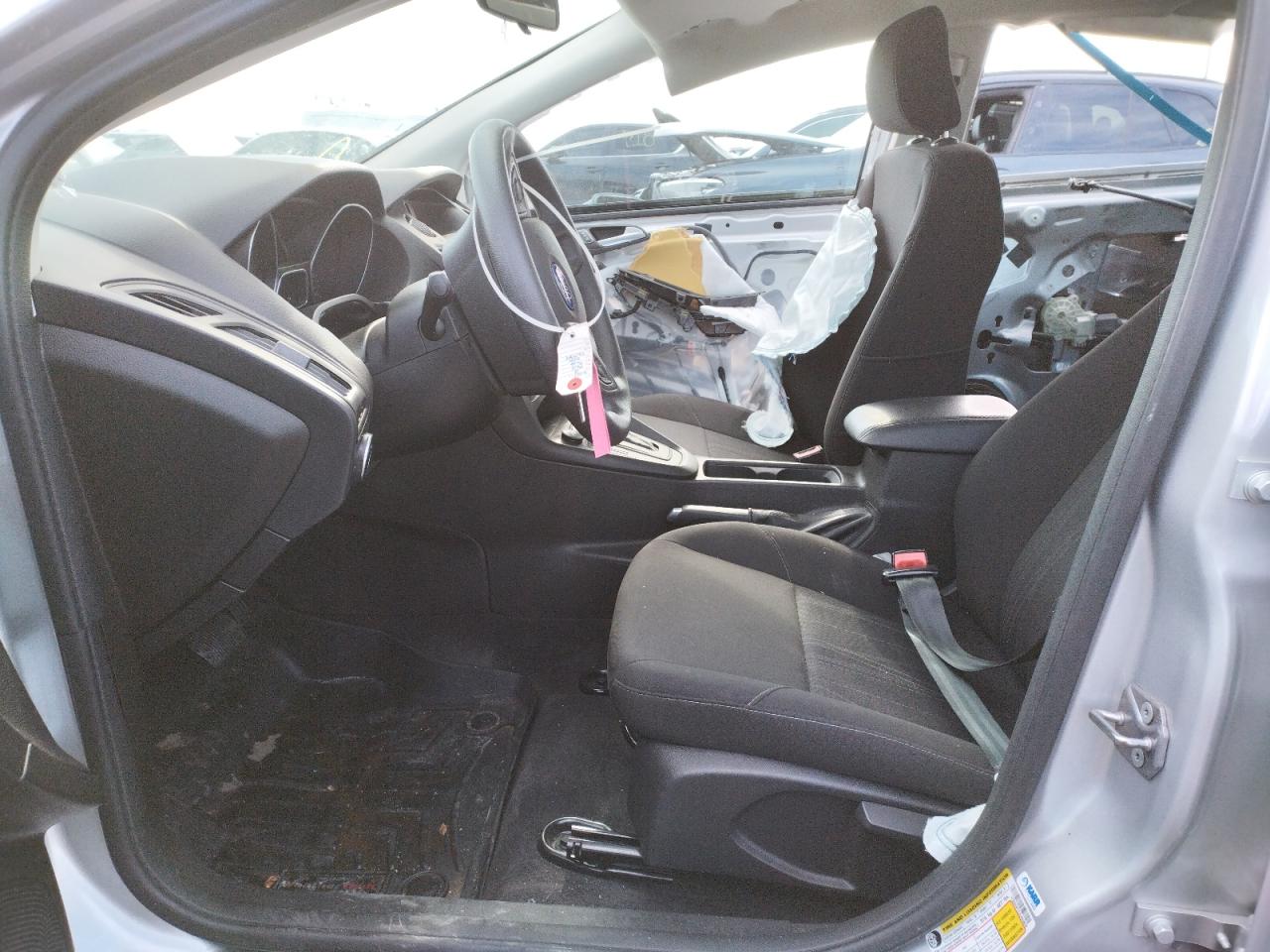 Photo 5 from auction – 2018 FORD FOCUS SE with VIN 1FADP3F24JL266859