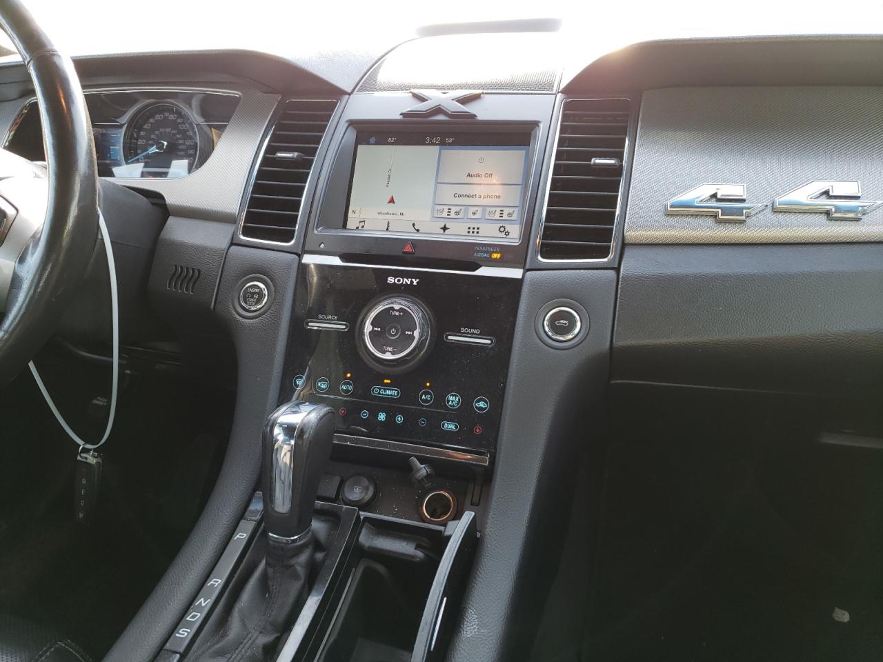Photo 9 from auction – 2016 FORD TAURUS SHO with VIN 1FAHP2KT6GG140921