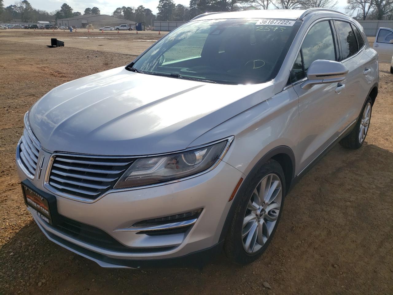 Photo 2 from auction – 2015 LINCOLN MKC with VIN 5LMCJ1A9XFUJ32593
