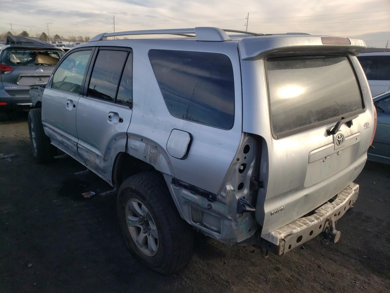صورة رقم 3 من المزاد - 2004 TOYOTA 4RUNNER SR مع VIN JTEBU14R540051653