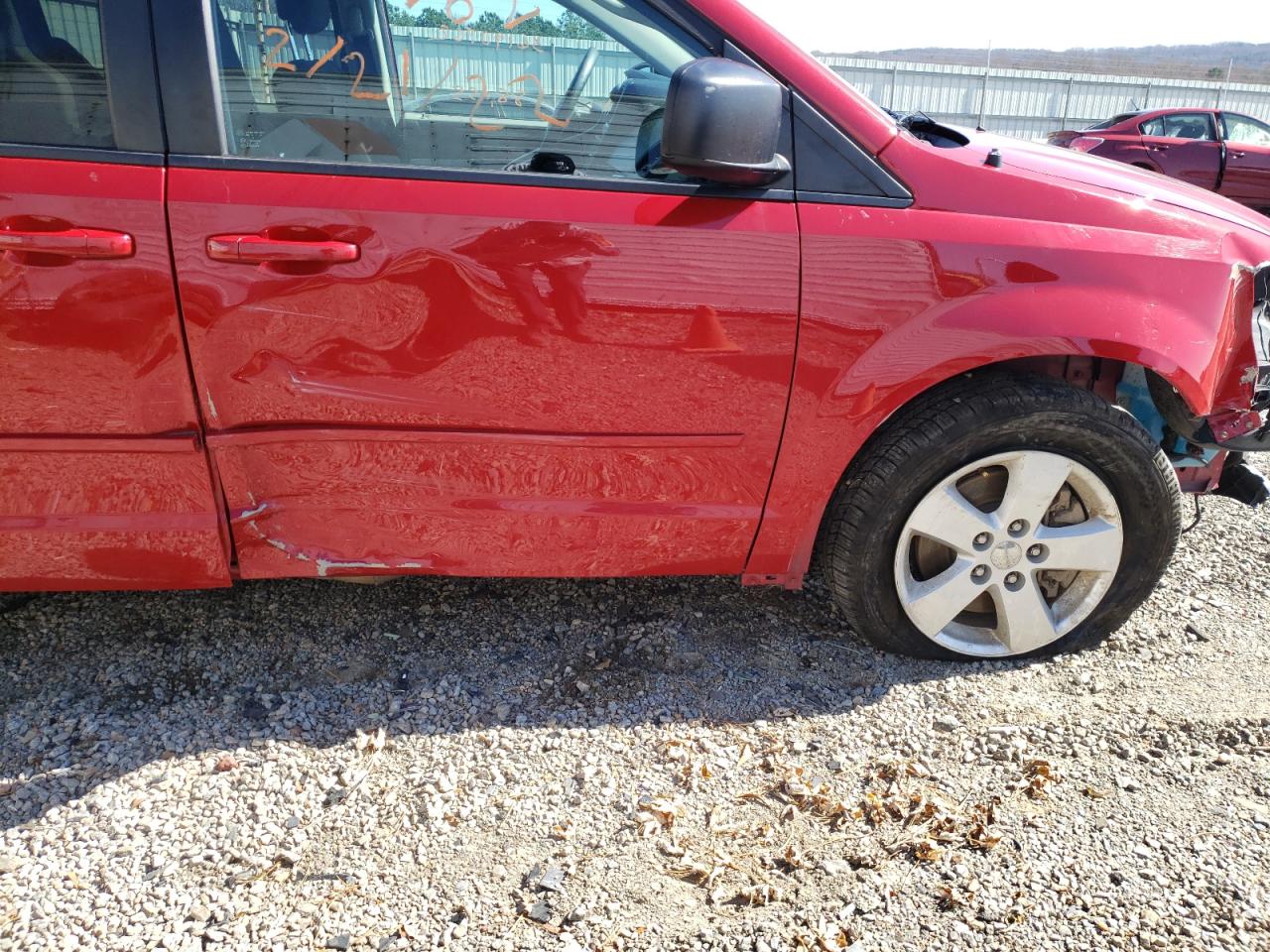 Photo 9 from auction – 2015 DODGE GRAND CARA with VIN 2C4RDGBG7FR617263