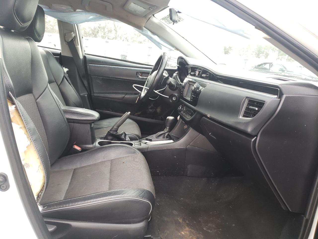 Photo 5 from auction – 2015 TOYOTA COROLLA L with VIN 2T1BURHE0FC374124