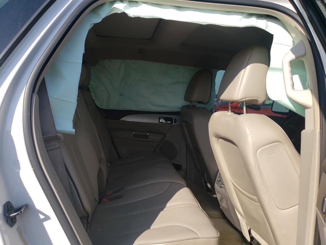 Photo 6 from auction – 2011 LINCOLN MKX with VIN 2LMDJ8JK5BBJ03381