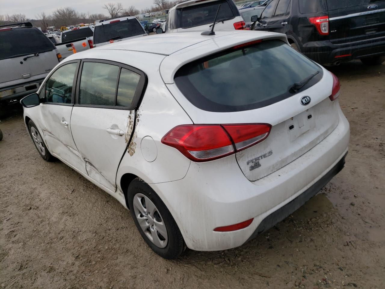 Photo 3 from auction – 2016 KIA FORTE LX with VIN KNAFK5A86G5545748