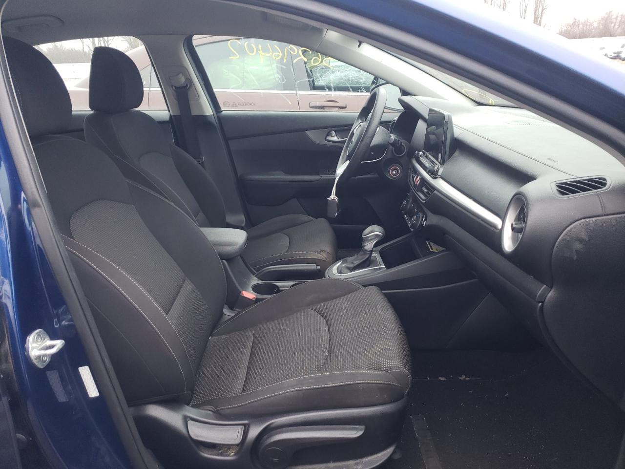 Photo 5 from auction – 2019 KIA FORTE FE with VIN 3KPF24AD7KE122796