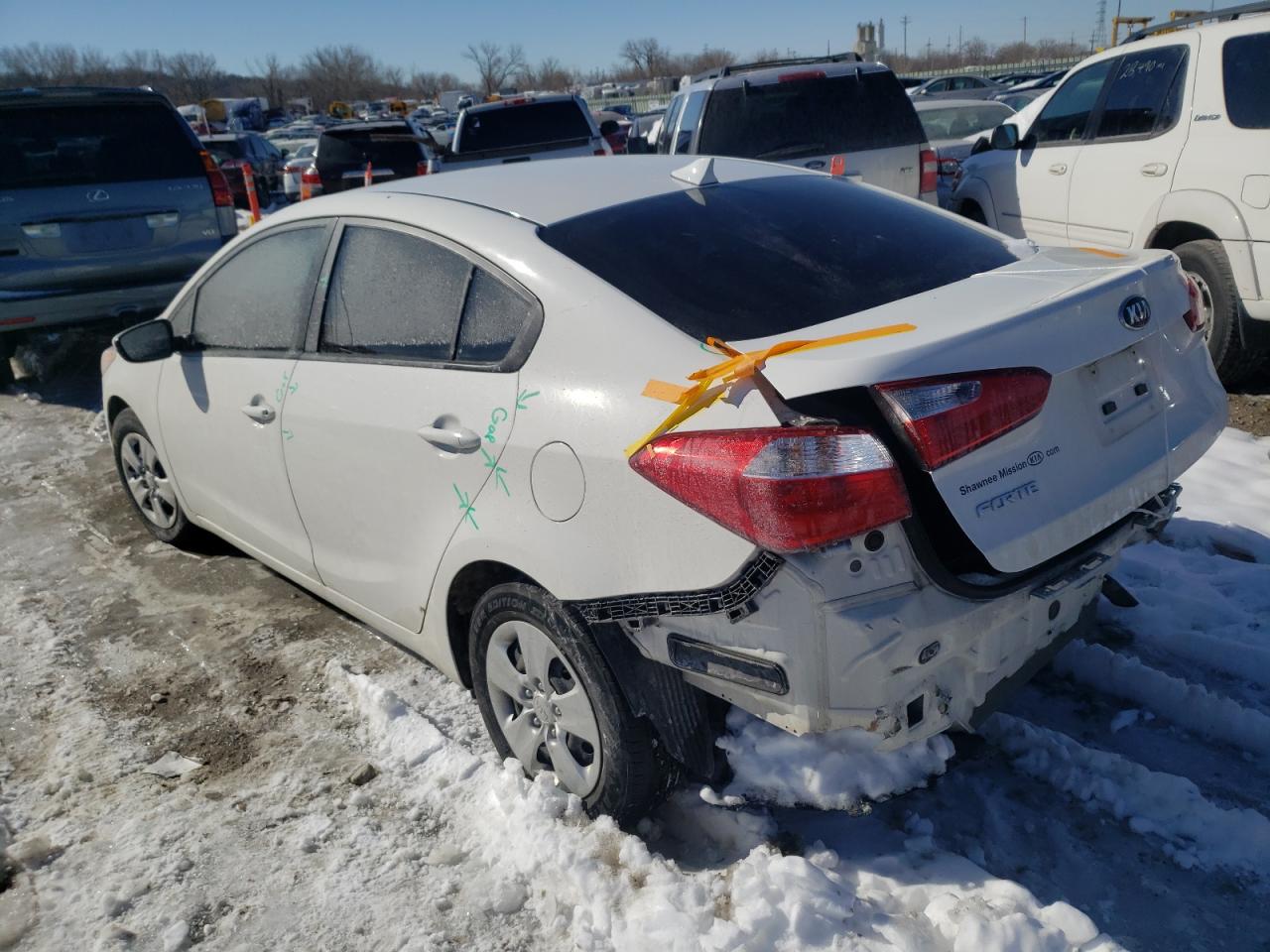 Photo 3 from auction – 2016 KIA FORTE LX with VIN KNAFK4A65G5615698