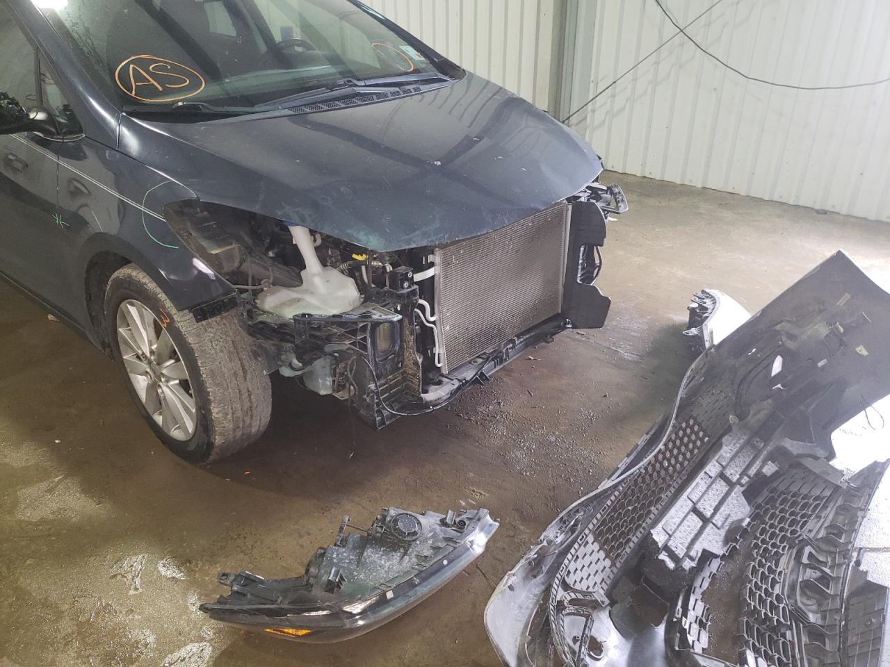 Photo 9 from auction – 2015 KIA FORTE EX with VIN KNAFX4A81F5368939