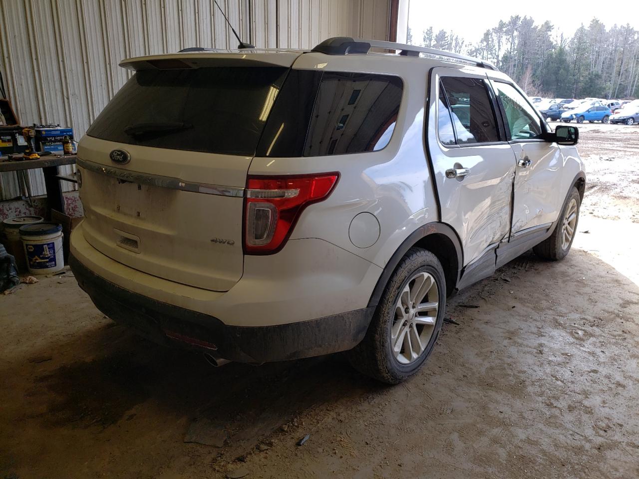 Photo 4 from auction – 2015 FORD EXPLORER X with VIN 1FM5K8D85FGA50046