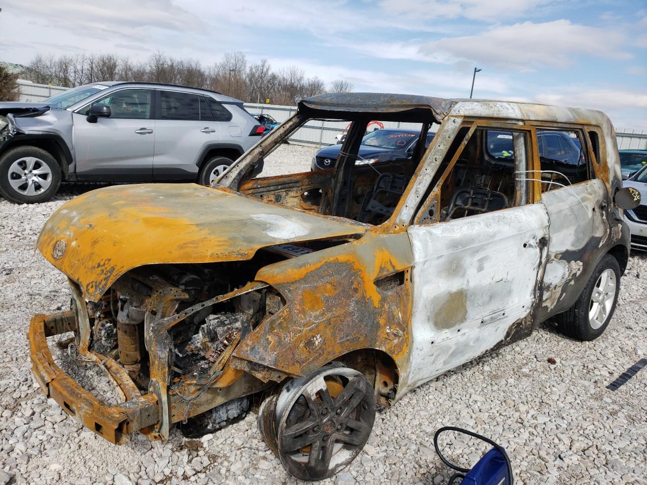 Photo 2 from auction – 2011 KIA SOUL + with VIN KNDJT2A23B7195741