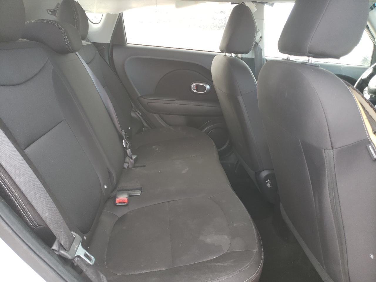 Photo 6 from auction – 2016 KIA SOUL with VIN KNDJN2A2XG7874116