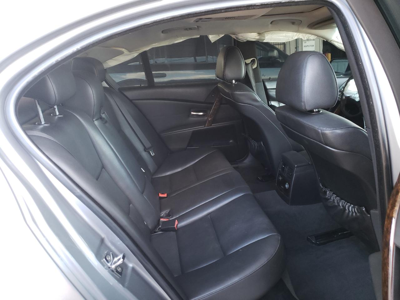Photo 6 from auction – 2007 BMW 525 I with VIN WBANE53547CW63900