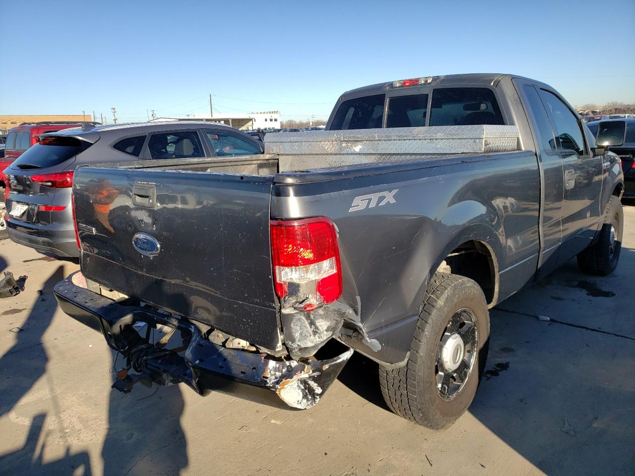 Photo 4 from auction – 2004 FORD F150 with VIN 1FTRF12W94NC57597