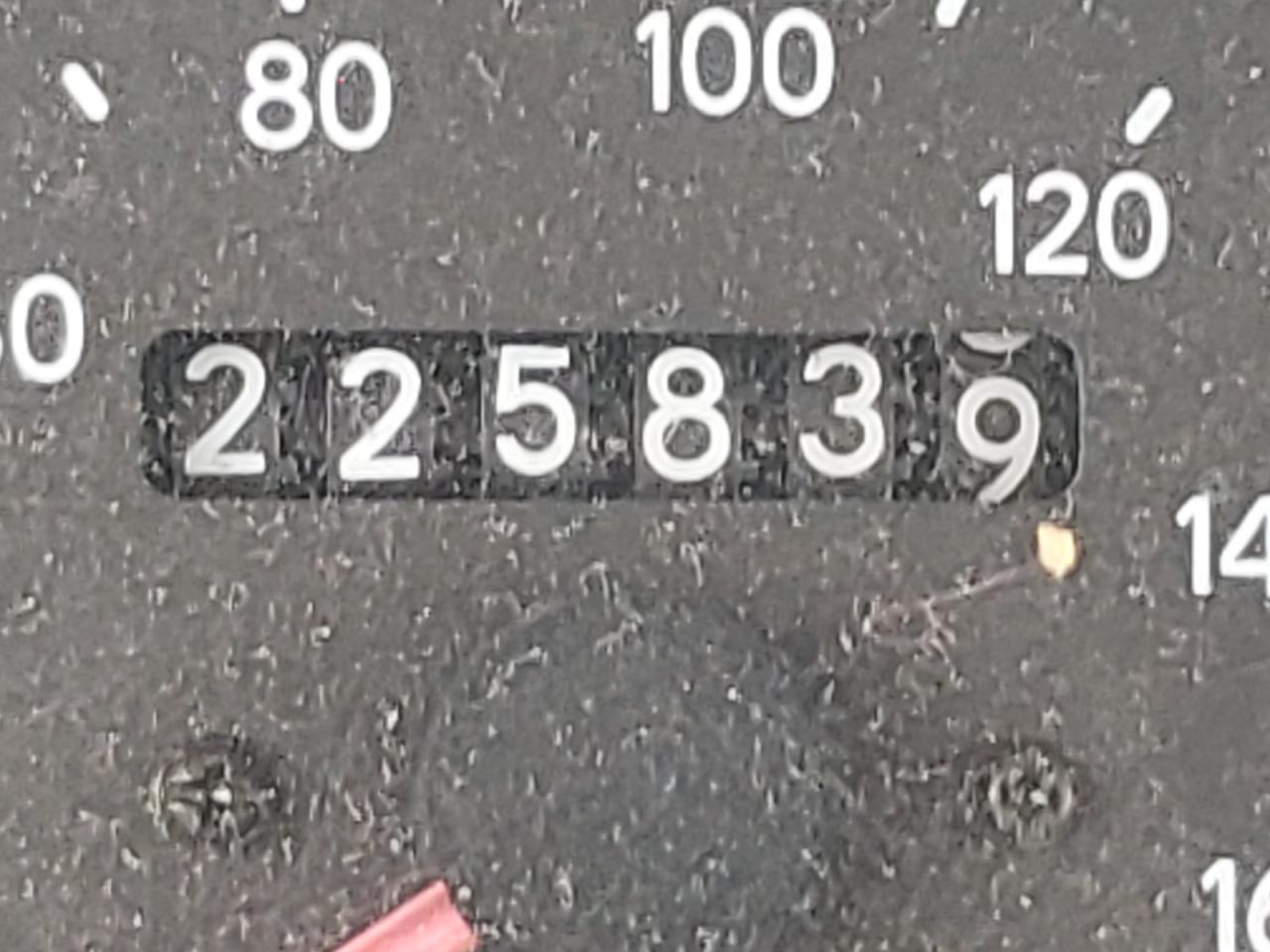Photo 8 from auction – 1995 TOYOTA COROLLA LE with VIN 2T1AE09B4SC113906