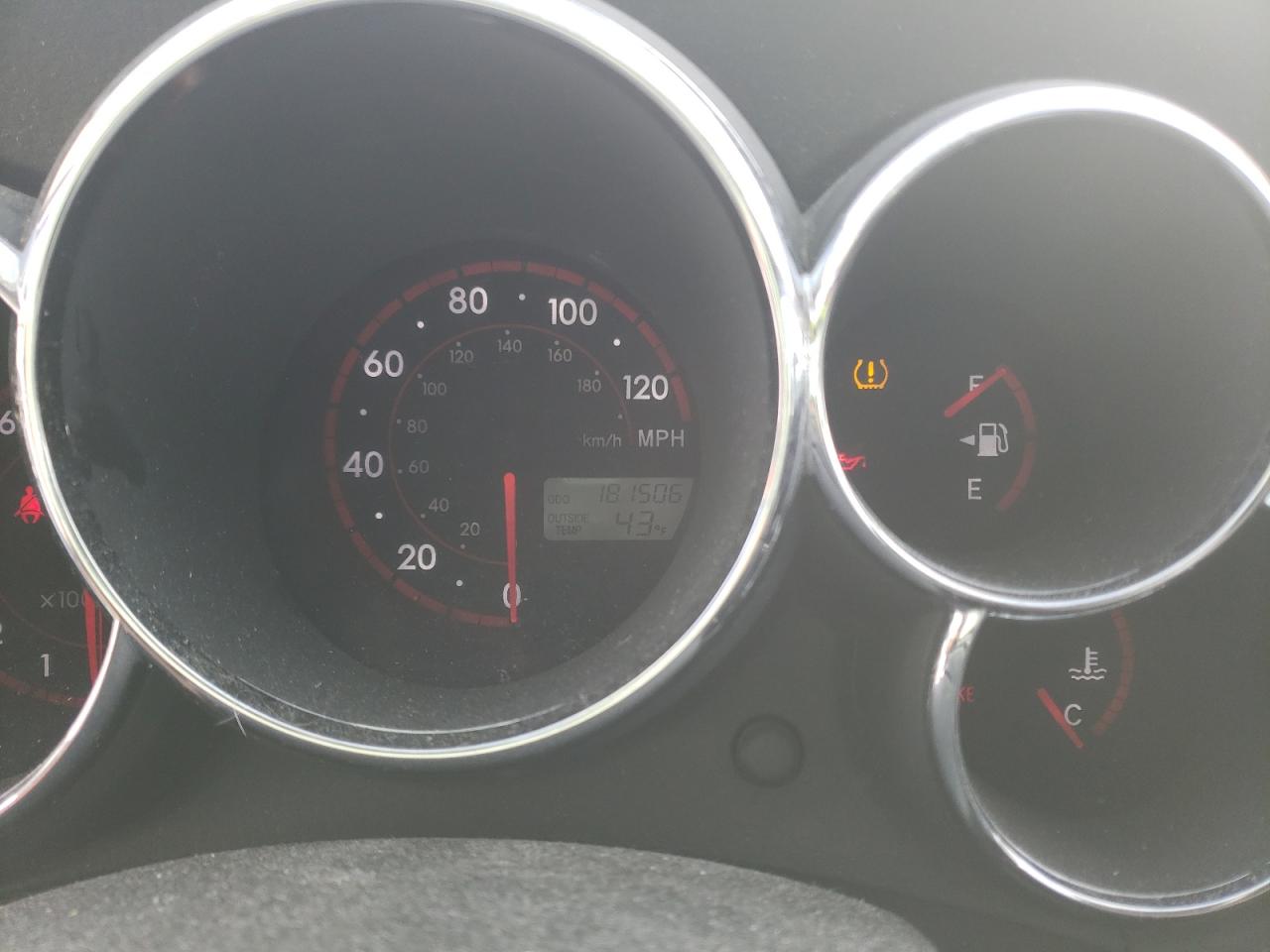 Photo 8 from auction – 2008 PONTIAC VIBE with VIN 5Y2SL65878Z423005