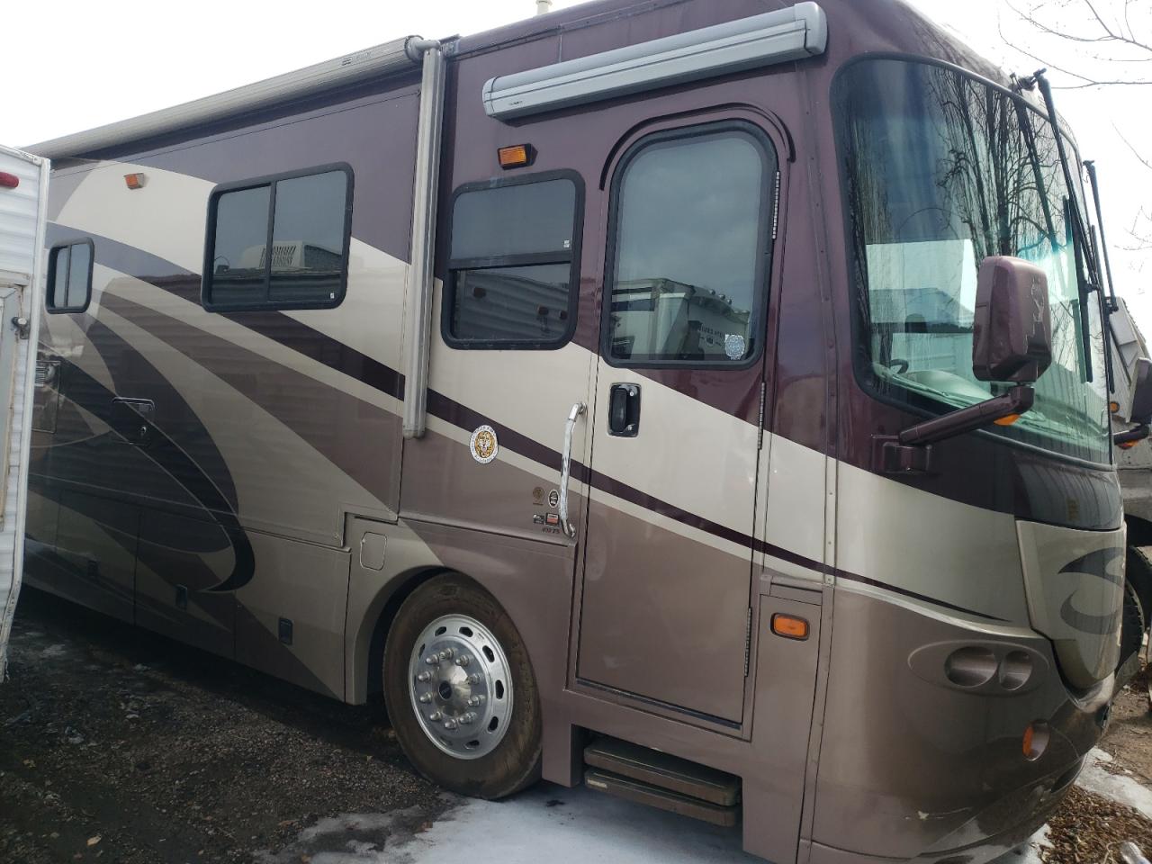 FREIGHTLINER CHASSIS X 2006 with VIN 4UZAB2DC26CW10614 - Photo from auction