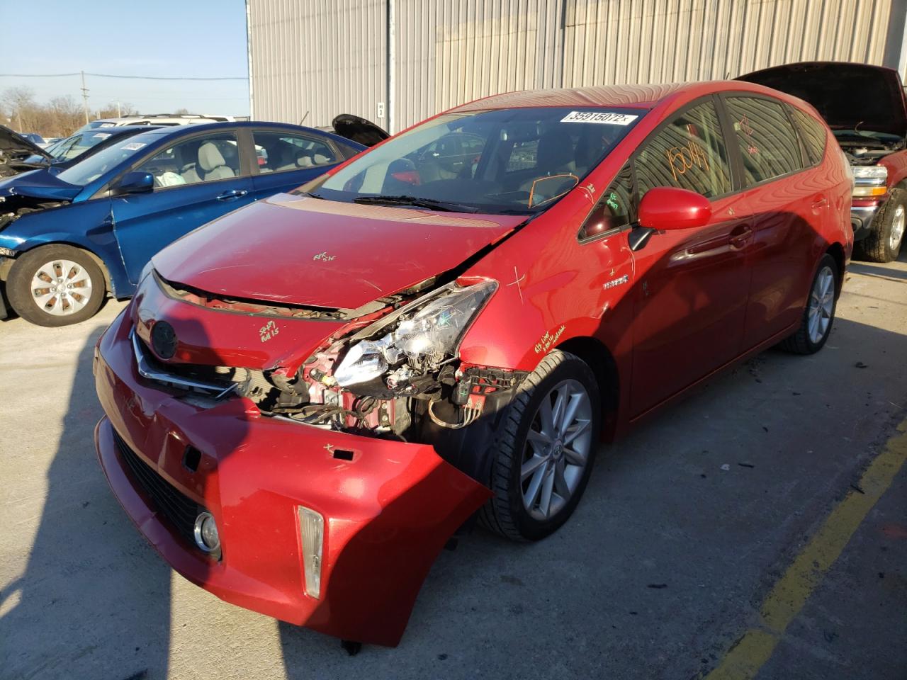 Photo 2 from auction – 2012 TOYOTA PRIUS V with VIN JTDZN3EU7C3156643