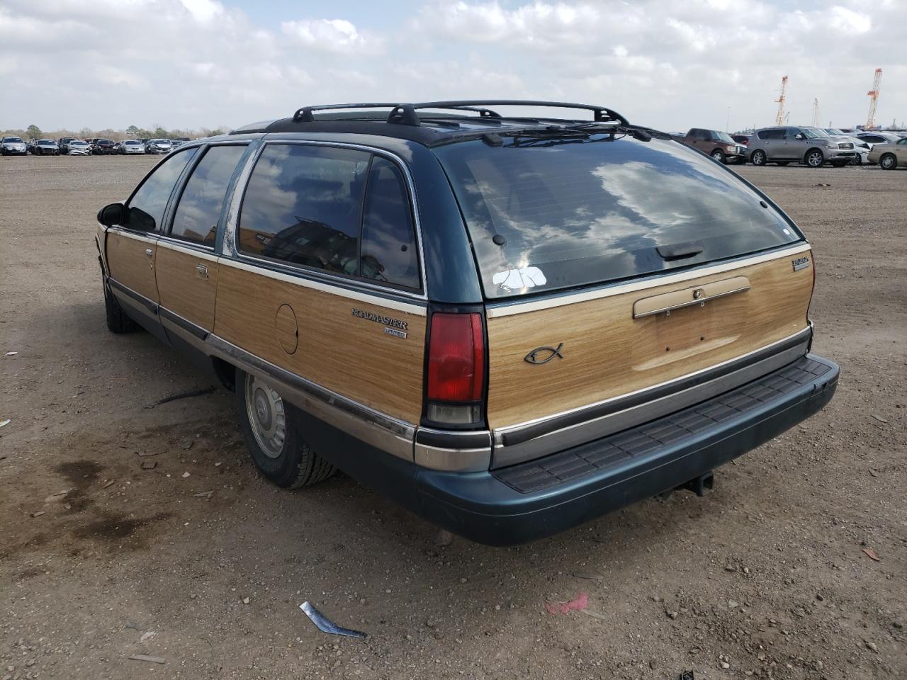 Photo 3 from auction – 1996 BUICK ROADMASTER with VIN 1G4BR82P0TR416357