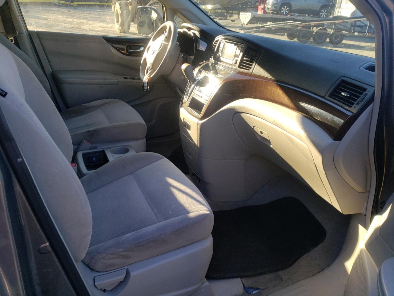 Photo 5 from auction – 2016 NISSAN QUEST S with VIN JN8AE2KP3G9157043