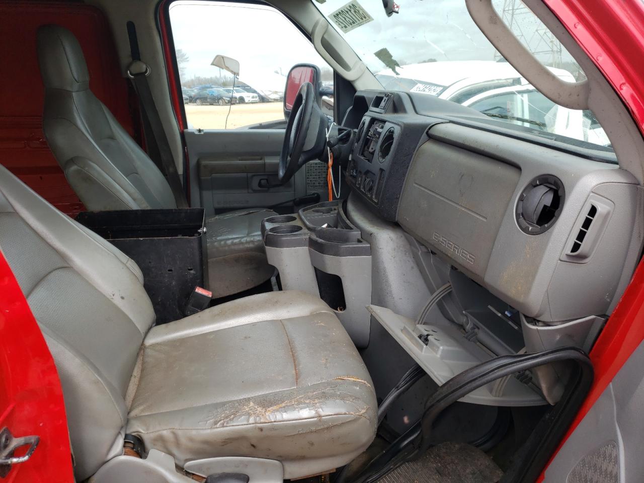 Photo 5 from auction – 2011 FORD ECONOLINE with VIN 1FTNE2EL2BDA70276
