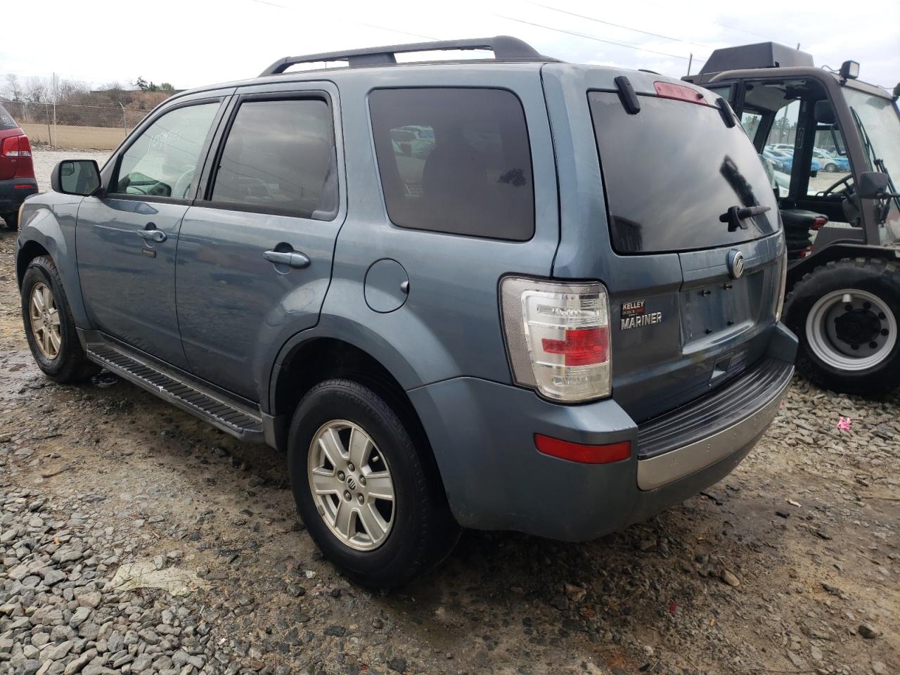 Photo 3 from auction – 2011 MERCURY MARINER with VIN 4M2CN8B79BKJ03961
