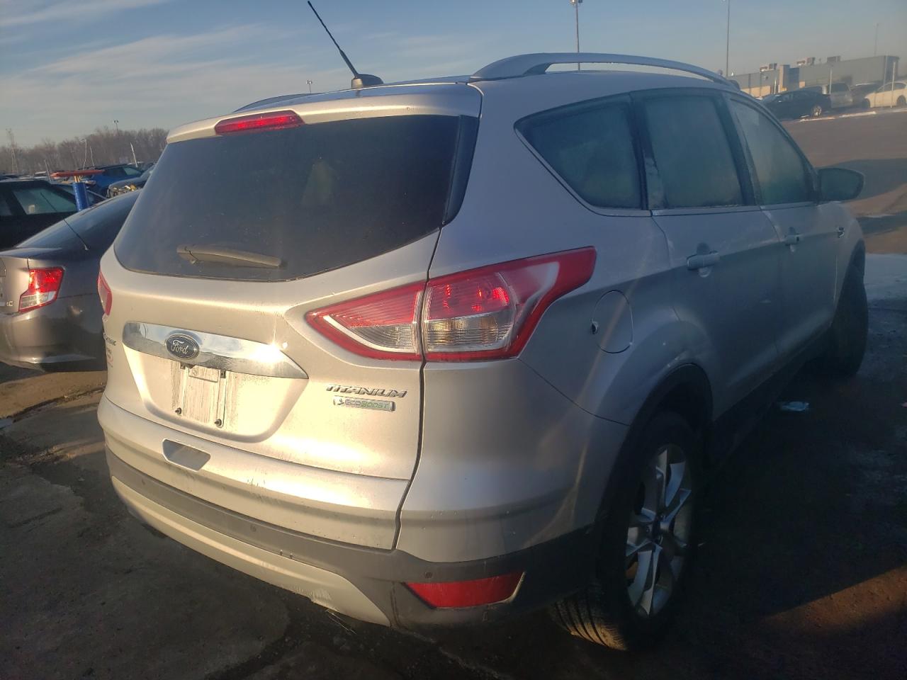 Photo 4 from auction – 2016 FORD ESCAPE TIT with VIN 1FMCU0J90GUA08628