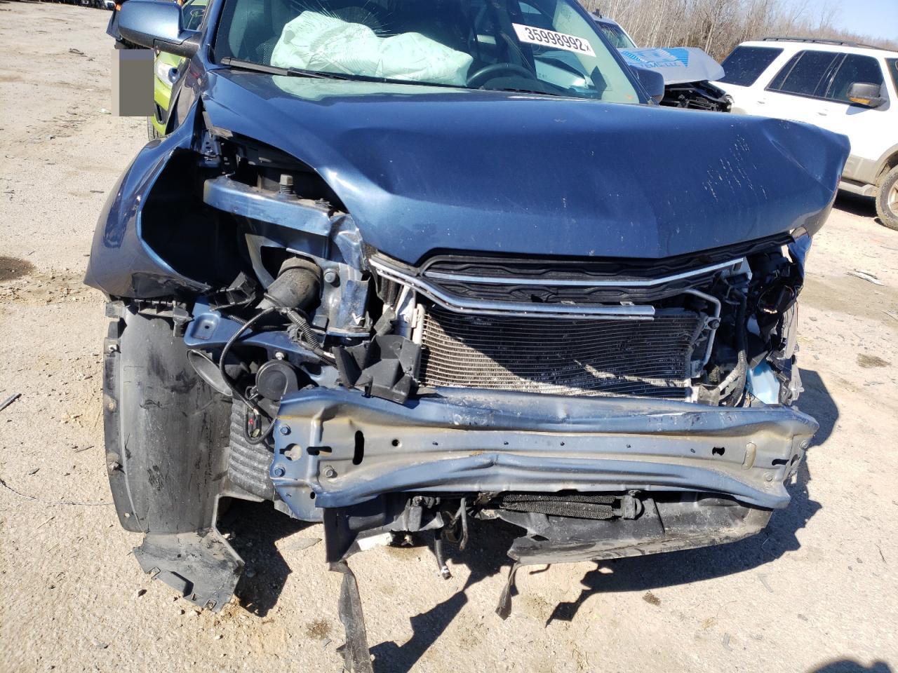 Photo 9 from auction – 2017 CHEVROLET EQUINOX LT with VIN 2GNFLFE36H6130995