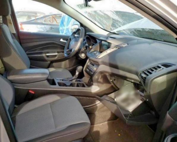 Foto 5 de la subasta – 2017 FORD ESCAPE SE con VIN 1FMCU0GD3HUC98554