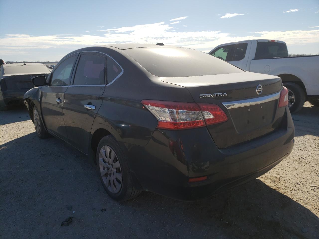 Photo 3 from auction – 2015 NISSAN SENTRA S with VIN 3N1AB7AP7FL696065