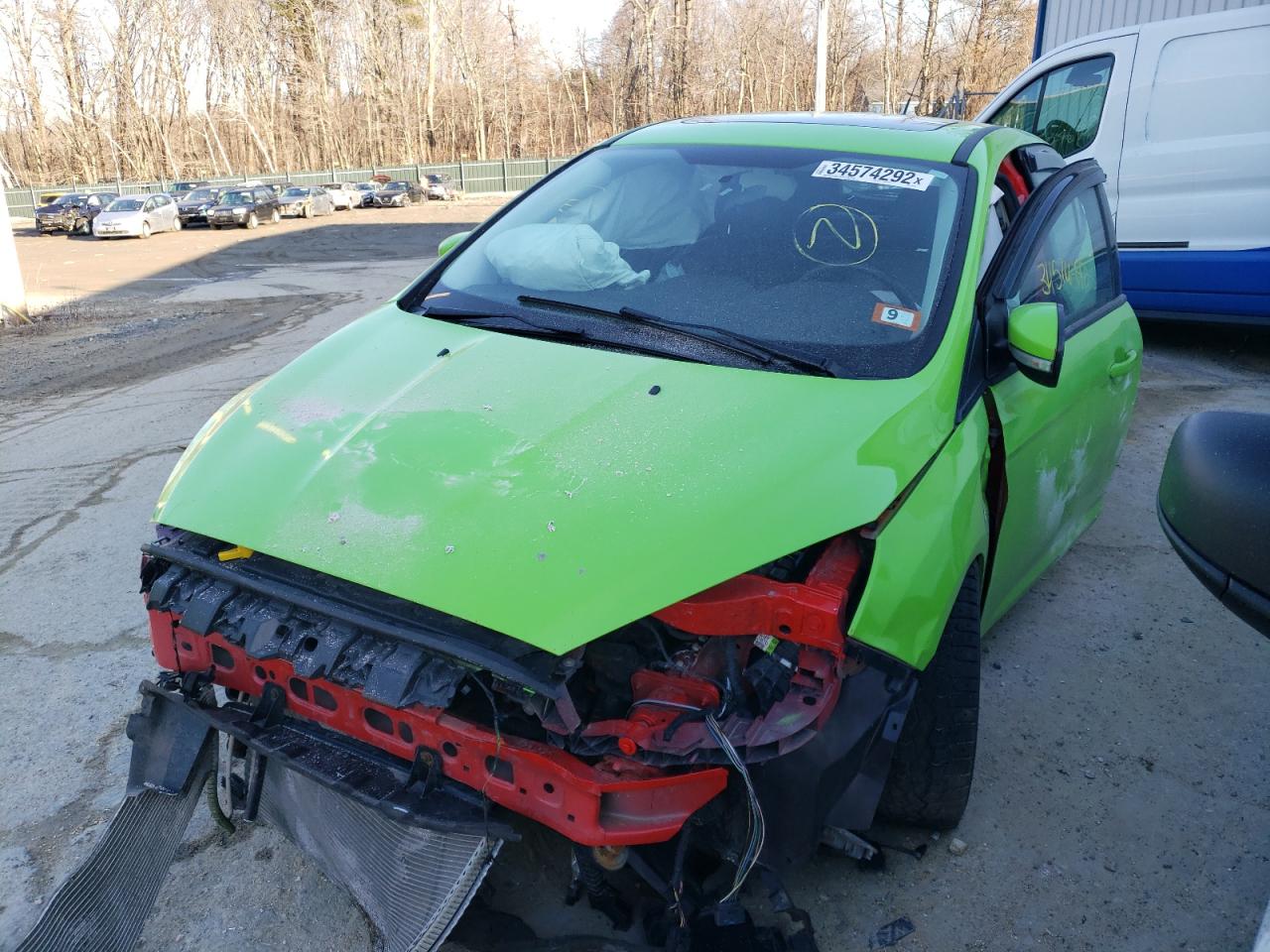Photo 2 from auction – 2016 FORD FOCUS SE with VIN 1FADP3K24GL333135