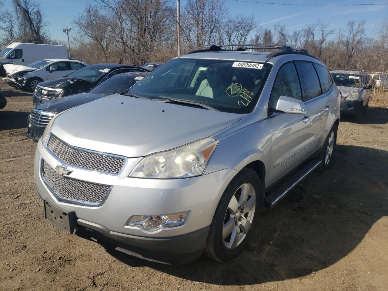 Photo 2 from auction – 2011 CHEVROLET TRAVERSE L with VIN 1GNKRLEDXBJ145840