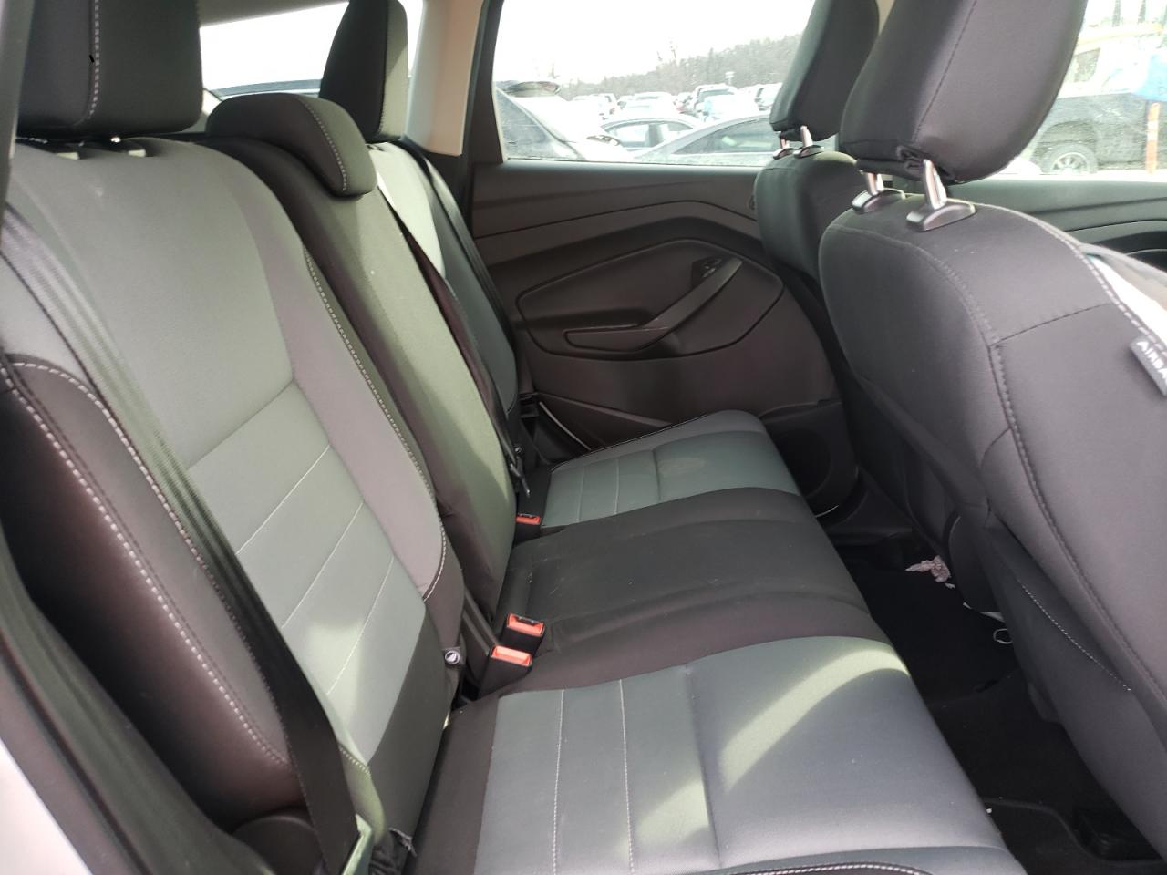 صورة رقم 6 من المزاد - 2018 FORD ESCAPE S مع VIN 1FMCU0F72JUB83607