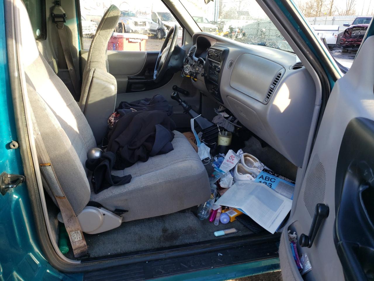 Photo 5 from auction – 1997 FORD RANGER with VIN 1FTCR10A5VPB28587
