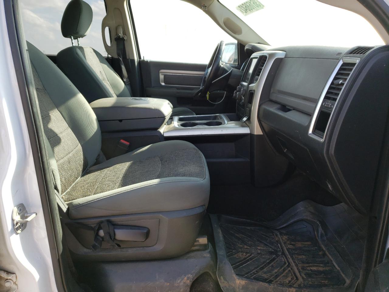 Photo 5 from auction – 2018 RAM 1500 SLT with VIN 1C6RR7LT0JS124875