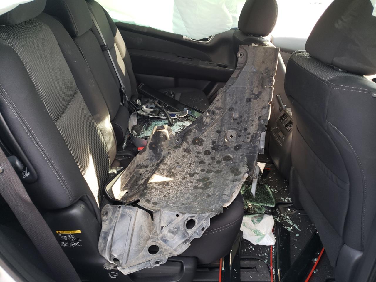 Photo 6 from auction – 2017 NISSAN PATHFINDER with VIN 5N1DR2MN4HC687532