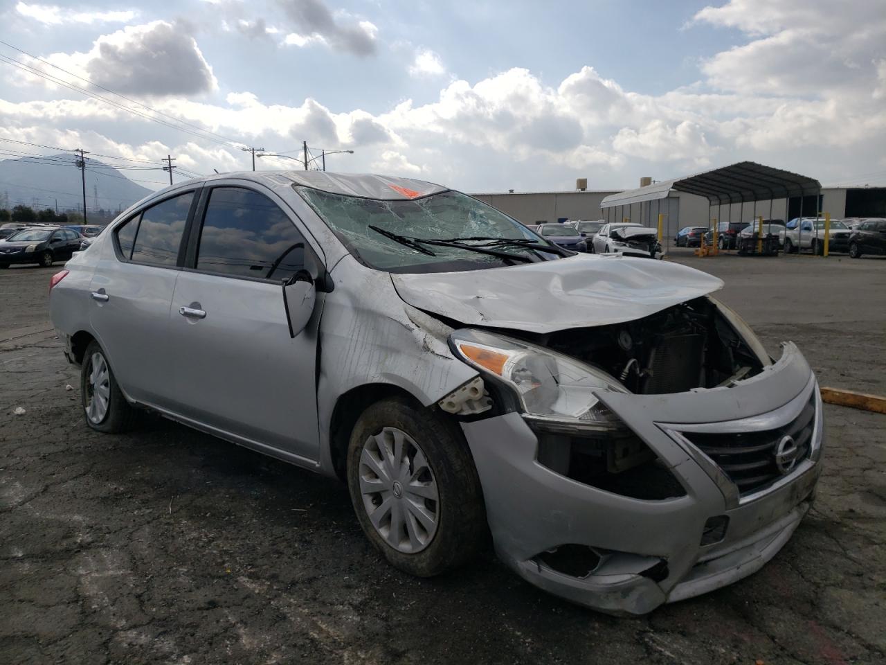 NISSAN VERSA S 2016 with VIN 3N1CN7AP8GL899564 - Photo from auction