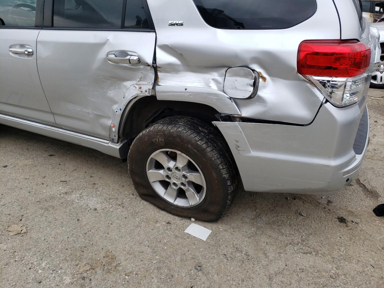 Photo 9 from auction – 2011 TOYOTA 4RUNNER SR with VIN JTEBU5JR8B5035894
