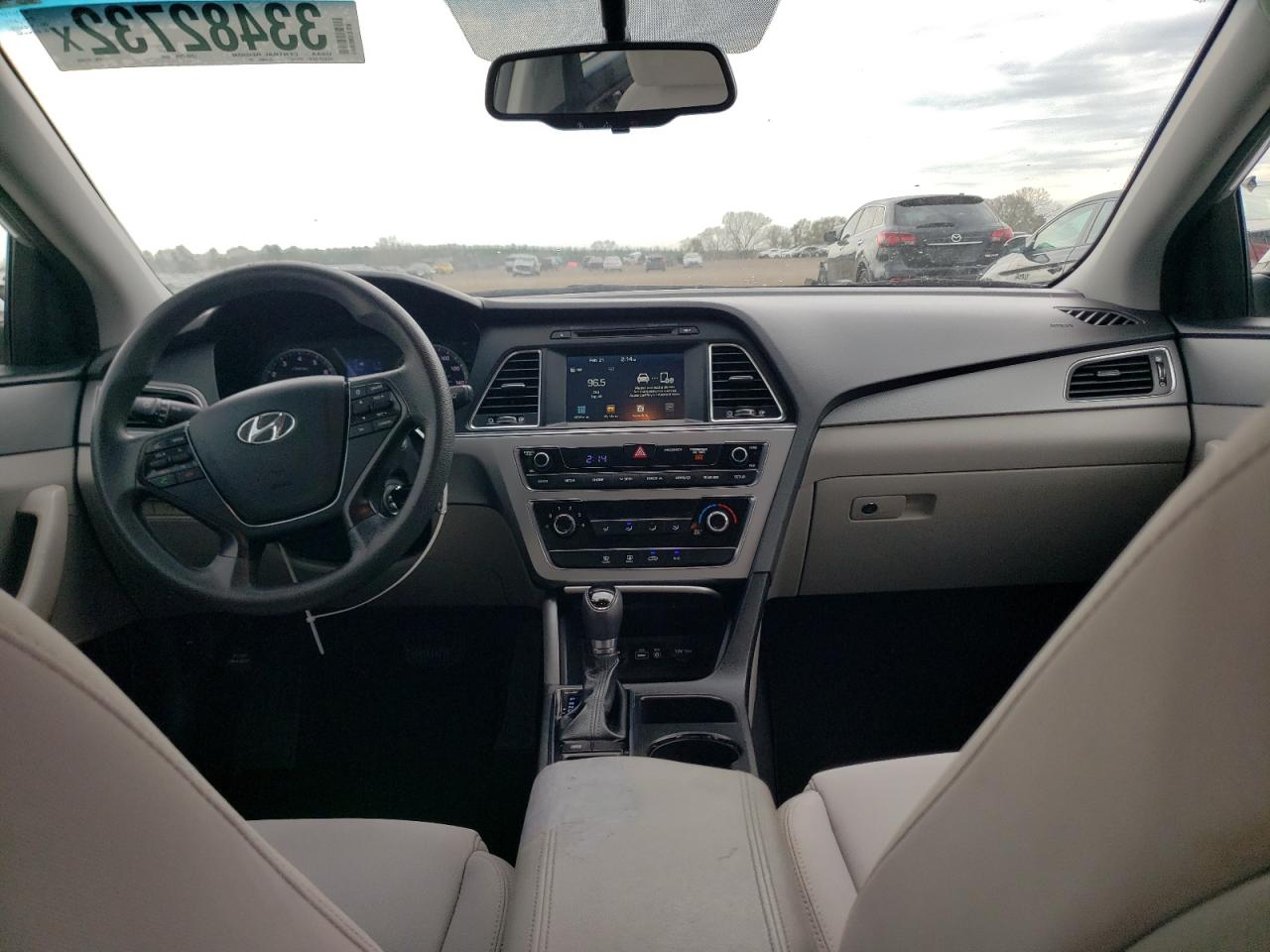 Photo 9 from auction – 2016 HYUNDAI SONATA SE with VIN 5NPE24AF7GH315868