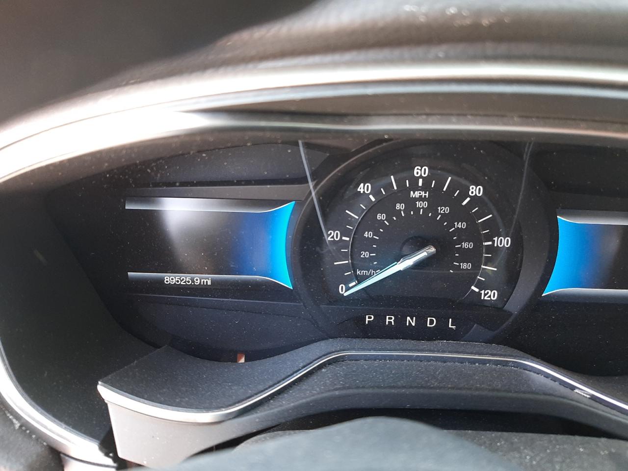 Photo 8 from auction – 2016 FORD FUSION SE with VIN 3FA6P0PU2GR240164