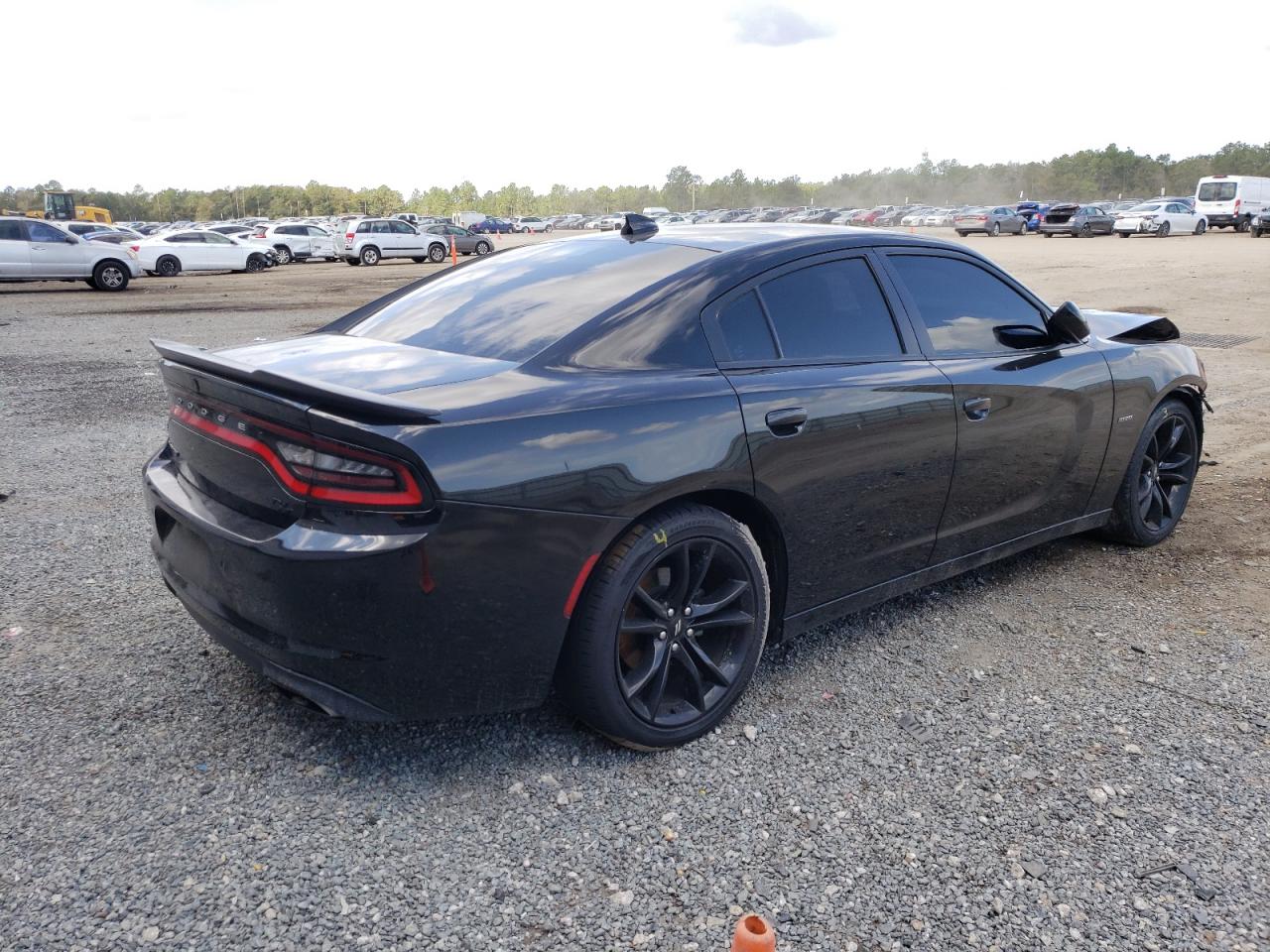 Zdjęcie 4 z aukcji – 2017 DODGE CHARGER R/ z VIN 2C3CDXCT4HH525462